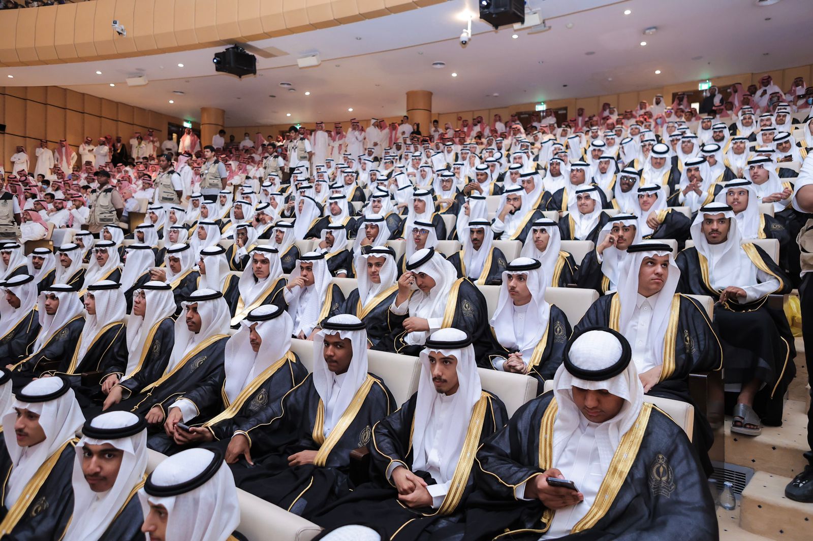 95FF950F-F686-4AF1-83D2-FA41097F0891