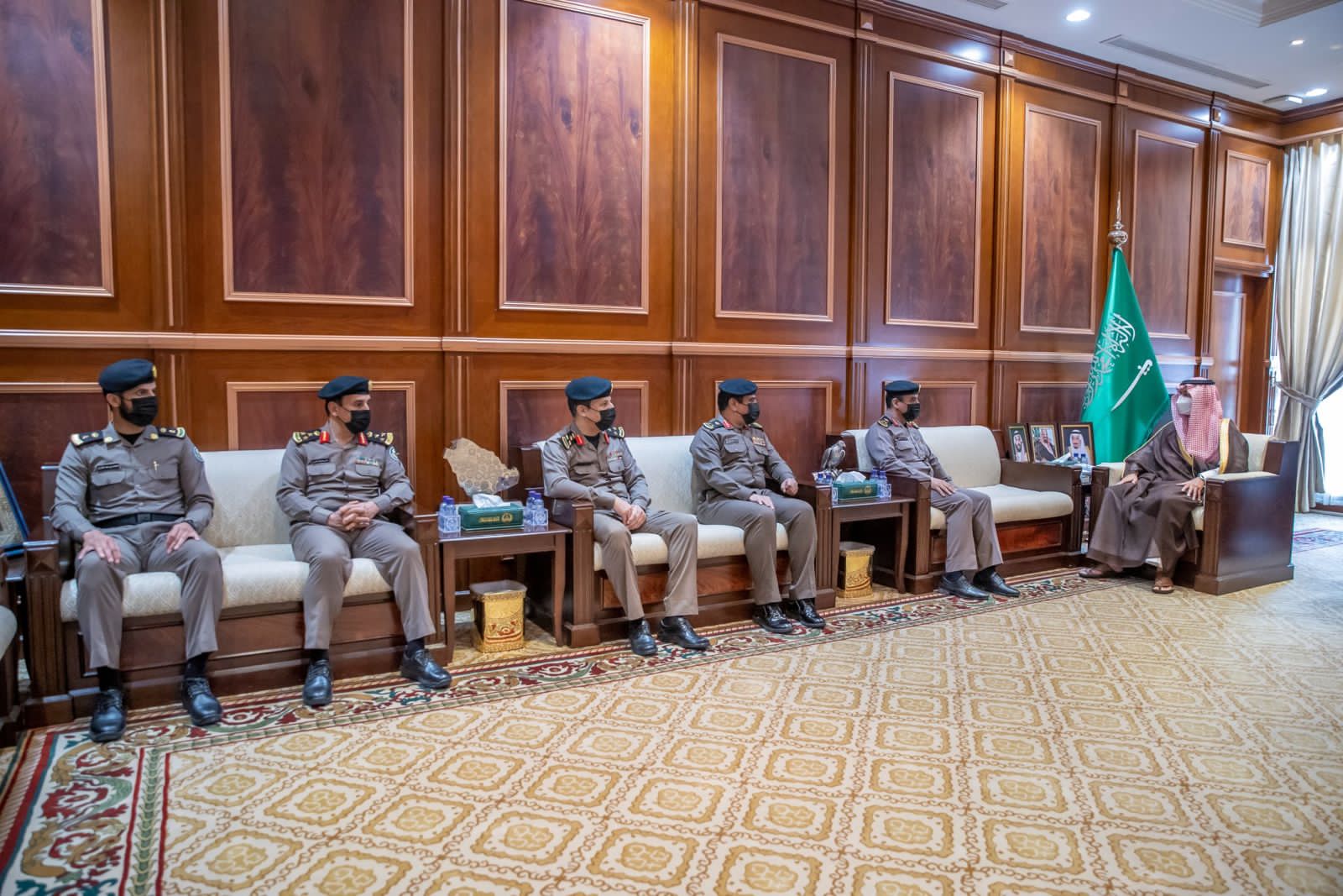 98956343-5055-4E62-B991-9EA2FEE8F078