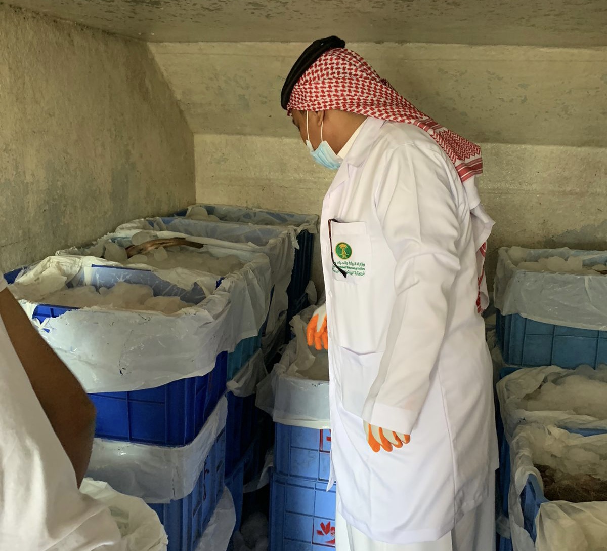 AB8A2164-0E33-4B6F-A2FB-79C4842C4345