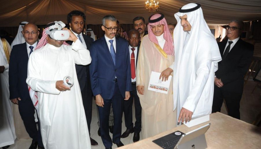 BBF7CEB6-E12E-44C2-A88D-823B6A337593