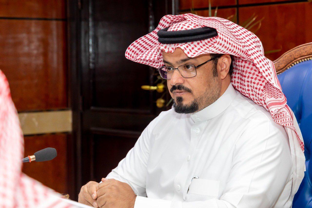 *أمانة الباحة تعقد أجتماع لجنة الخدمات لصيف المنطقة ١٤٤٣هـ*