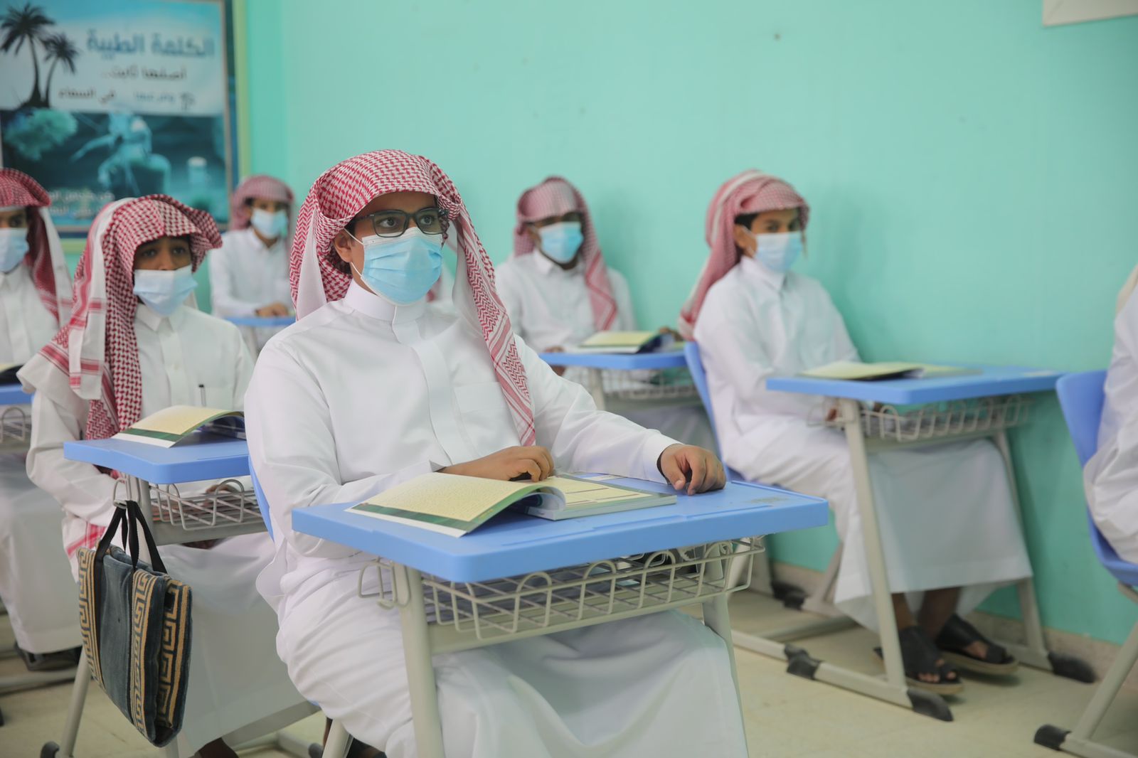 DFAF5B14-4A3F-48B5-840C-10D68EEBE485