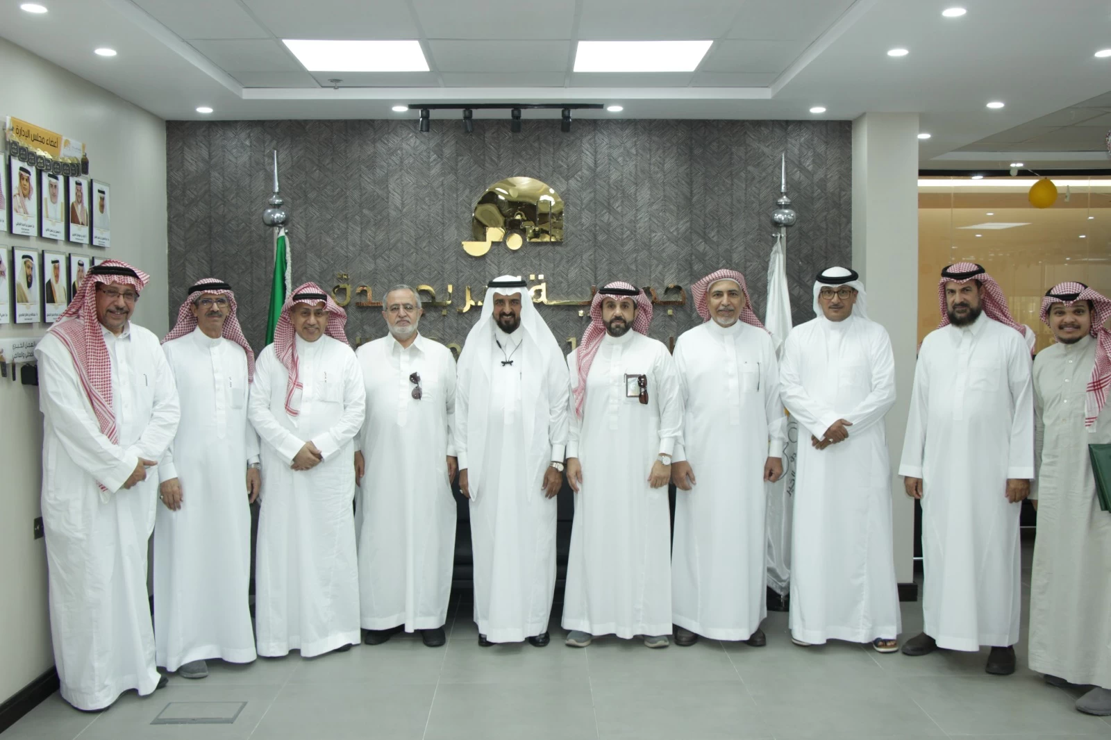 E53581FC-8AF9-4834-90FC-4AC5DCD5D29D