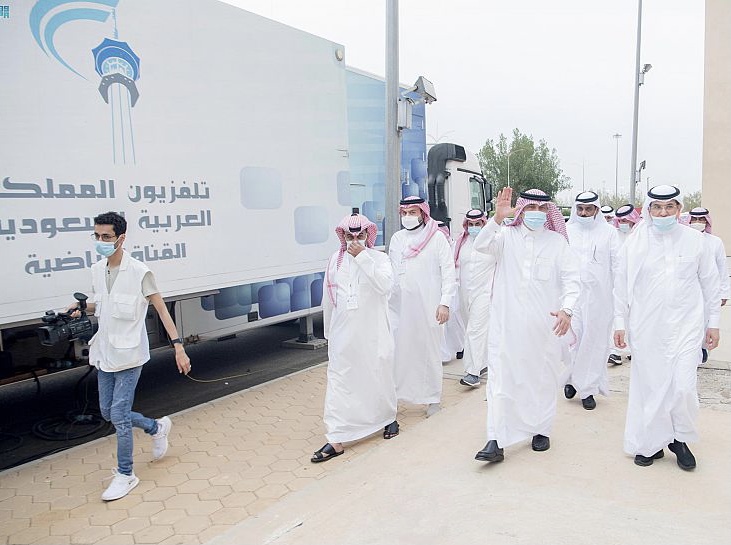 الدكتور ماجد القصبي يتفقد المراكز الإعلامية المشاركة في تغطية مناسك الحج لعام 1442هـ