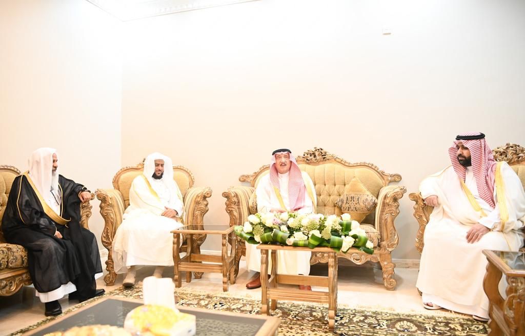 سمو أمير منطقة جازان وسمو نائبه يعايدان الشيخ العامري والشيخ معافا
