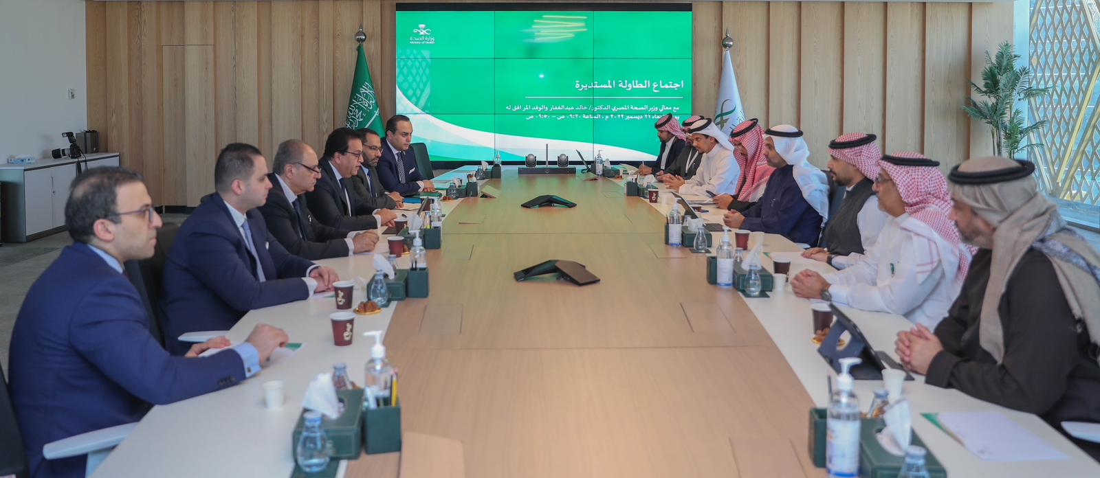 F3E353AA-E512-49D5-A377-7027F46CA2AB