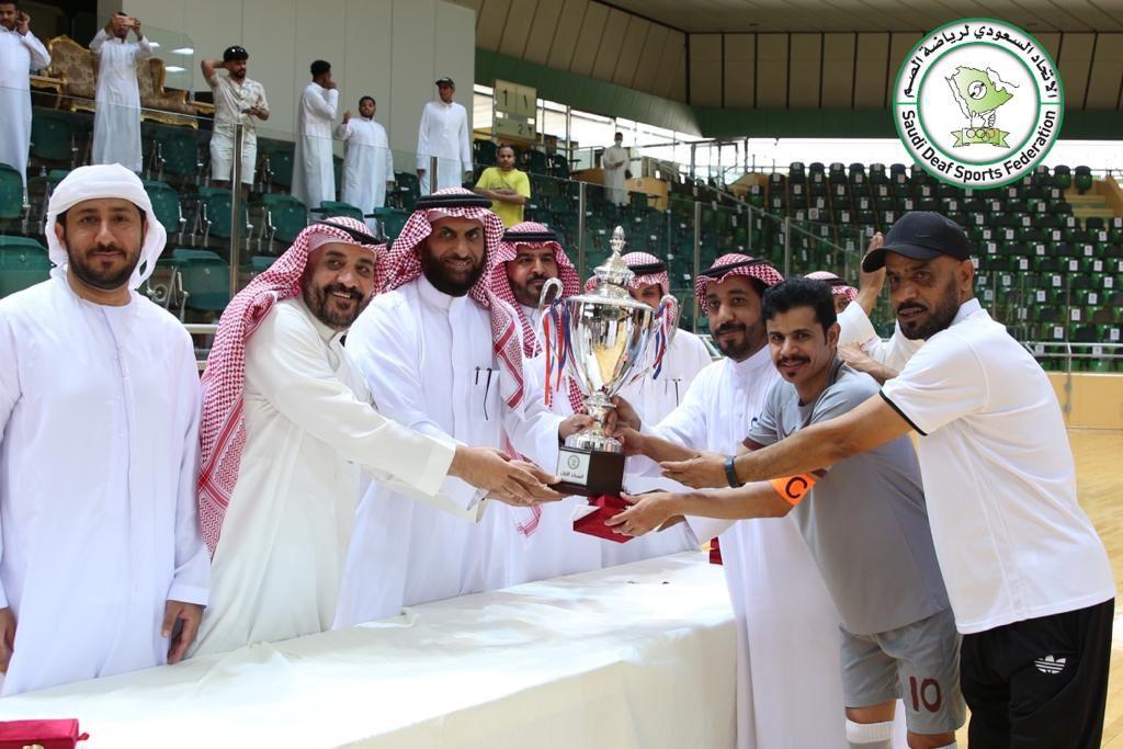 F5A7612C-62A4-4044-B2B0-9BCCF8B1D481