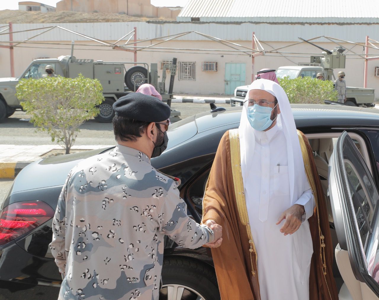 وزير الشؤون الإسلامية يزور قيادة حرس الحدود بمنطقة جازان