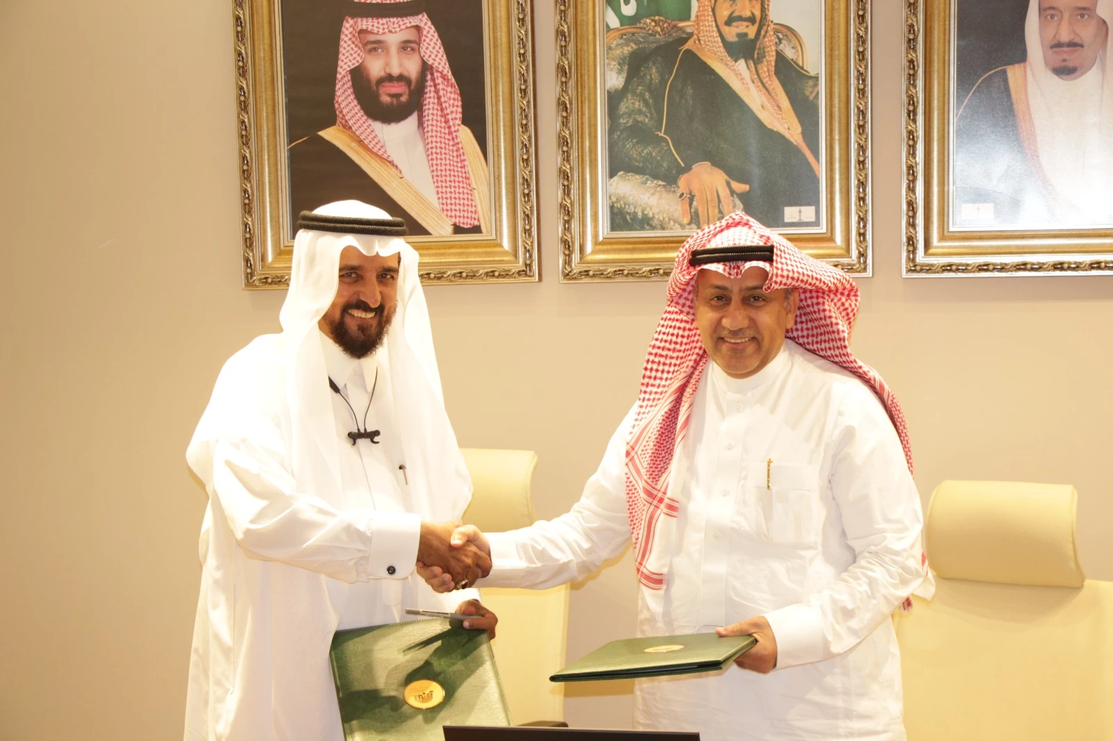 جمعية البر بجدة توقع اتفاقية تعاون مع جمعية تطوير التدريب والاستشارات لتقديم خدمات تدريبية لمنسوبيها  ومستفيديها