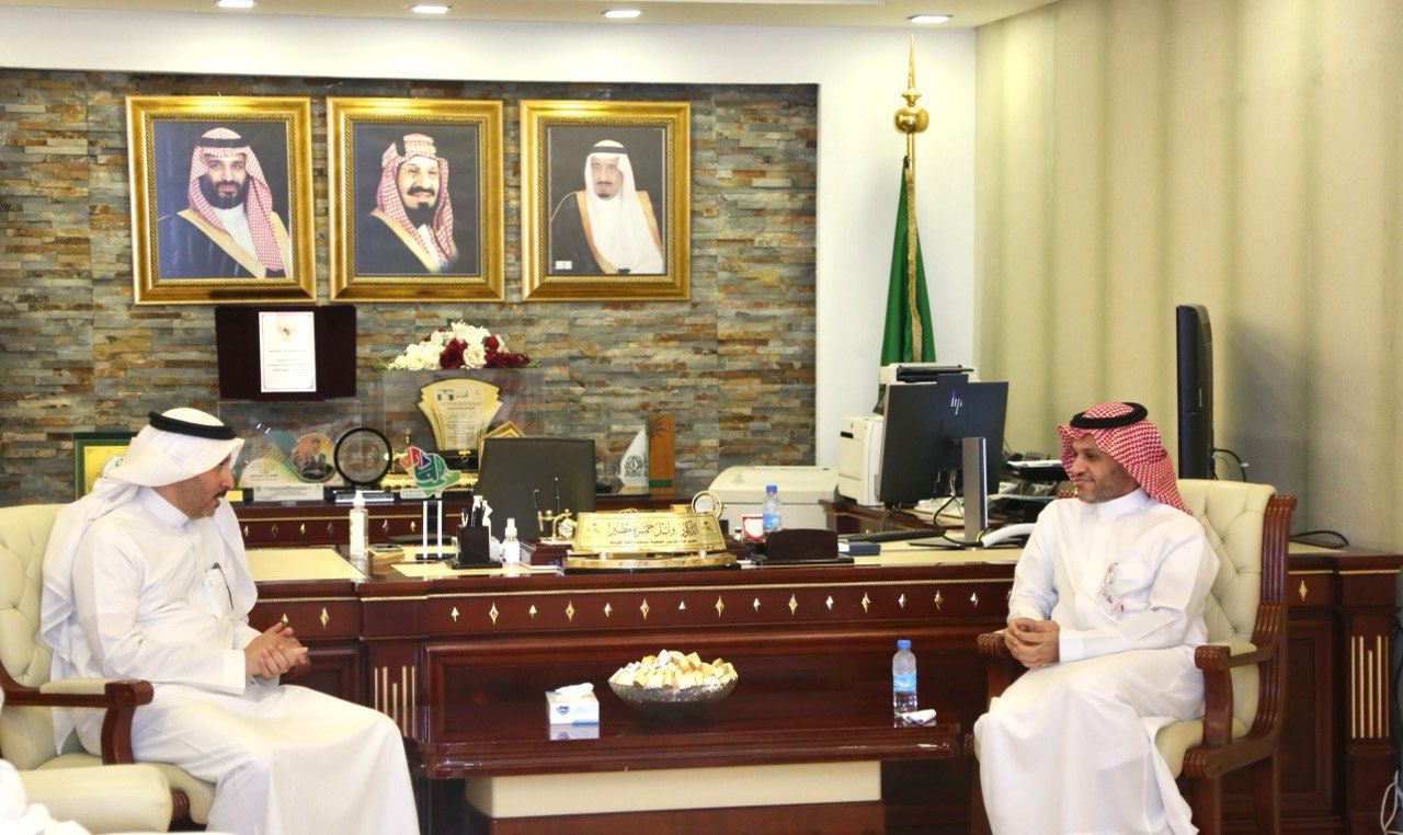 الهلال الأحمر السعودي والصحة في مكة يبحثان سبل التعاون بينهما