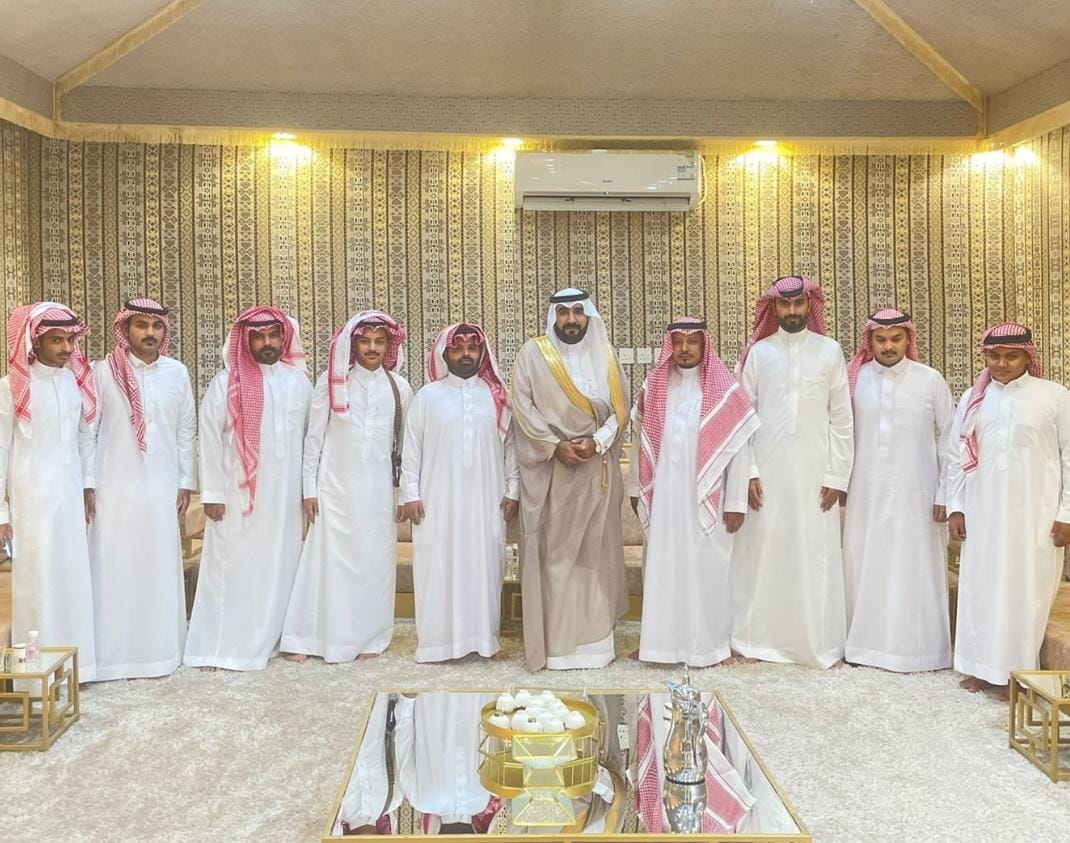 FC4CCD21-A6B8-44CD-AB32-78DD38FD951B