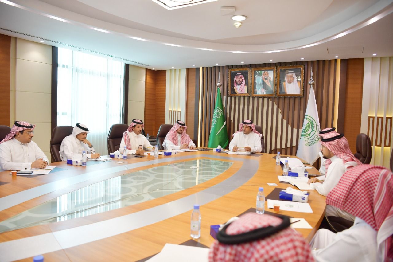 وكيــل إمارة جــازان يرأس اجتماعًا لبحث تطوير الوجهات السياحية بالمنطقة