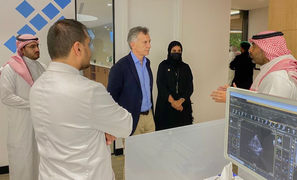 FC8CC66C-F9CF-404A-B206-2CE509C30EB5