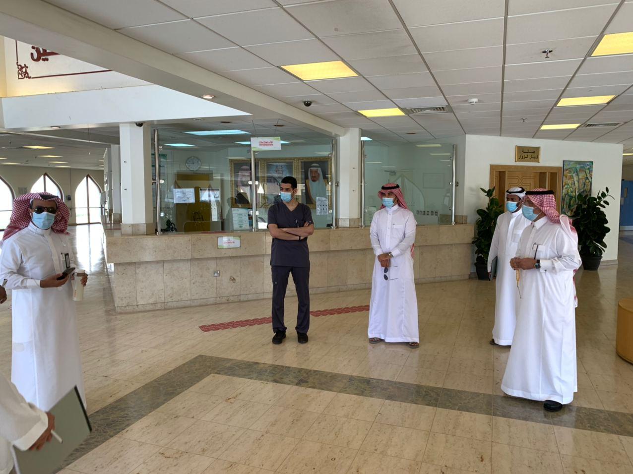مجمع إرادة بالرياض ينفذ جولة القيادات ويتفقد احتياجات المرضى وملاحظاتهم