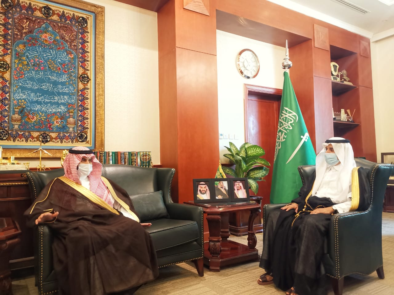 محافظ المجمعه يستقبل مدير التدريب التقني بمنطقة الرياض 