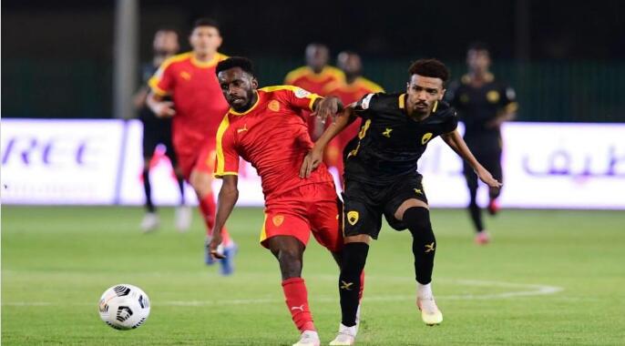 أول  انتصارات القادسية  على حساب ضمك