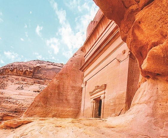 المواقع التراثية في العلا تستقبل الزوار