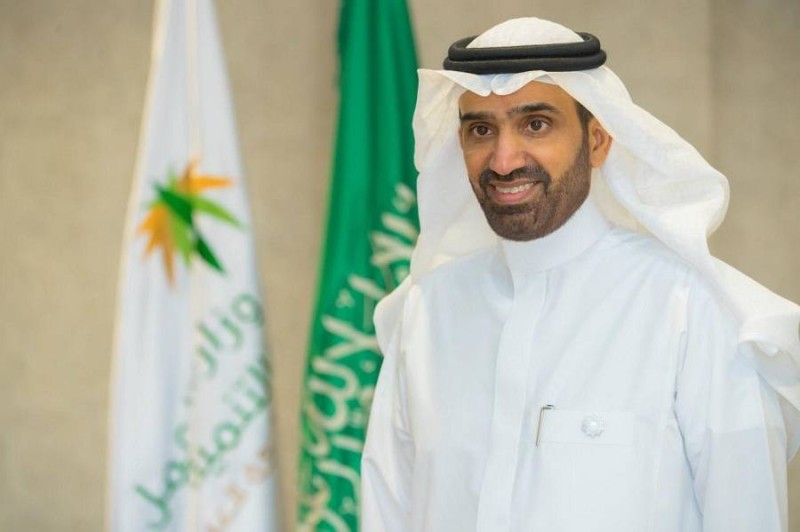«الموارد البشرية»: 3% زيادة في نسب توطين «مقاولات الصيانة والتشغيل» في «نطاقات»