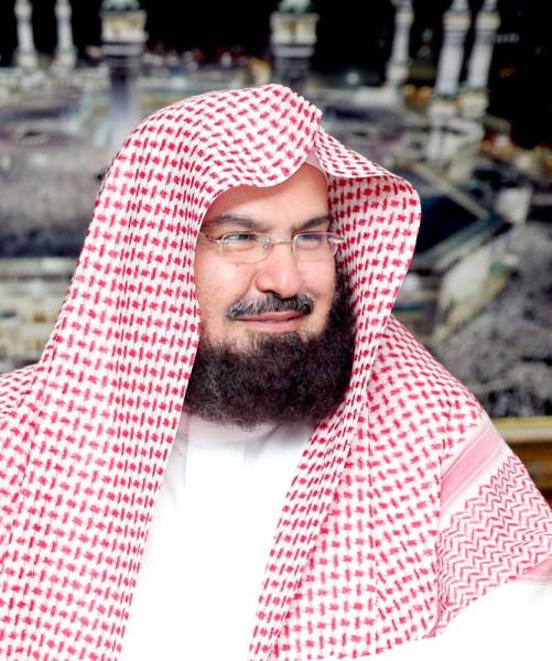 السديس يؤمّ المصلين في صلاة العشاء اليوم بالمسجد النبوي ويتوجّه بكلمة توجيهية