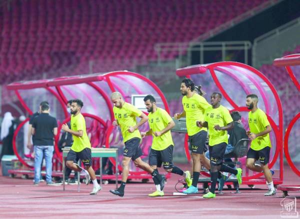 كلاسيكو العميد والزعيم.. قمة السنين