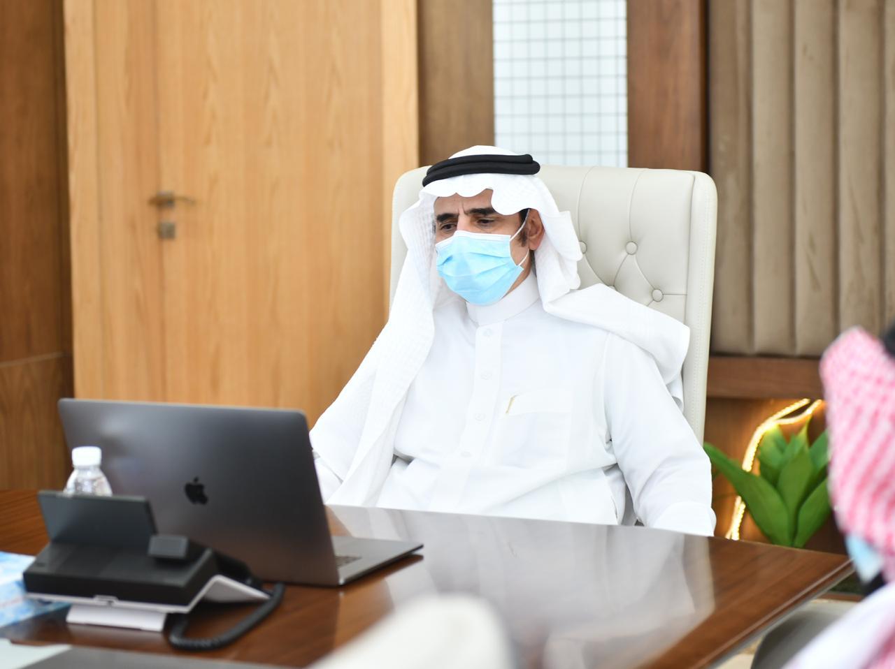 معالي رئيس جامعة الباحة يدشن الحملة الإلكترونية الأولى لوحدة التوعية الفكرية بعنوان " وطنٌ وانتماء ".