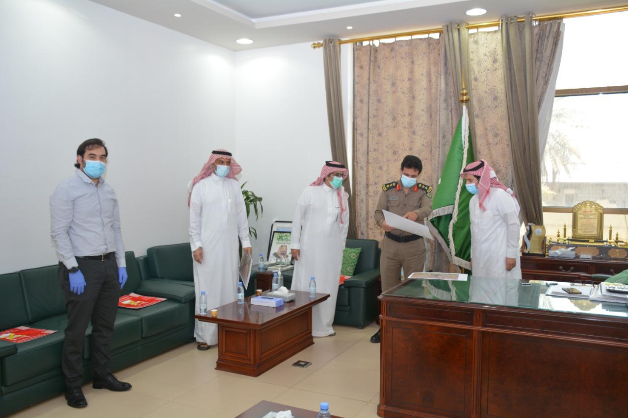 بلدية محافظة القطيف : تبحث مع " المرور " فك الاختناقات المرورية