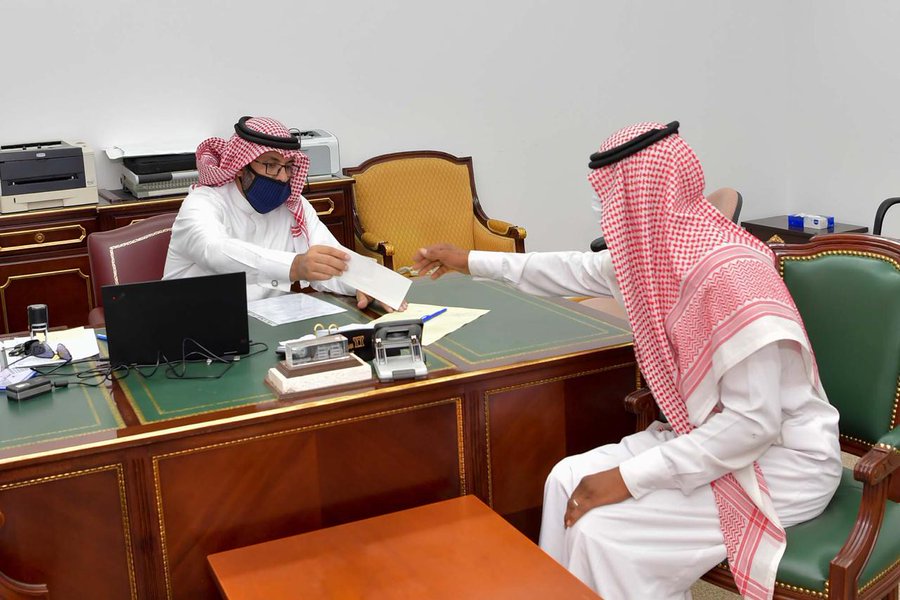 البرنامج الوطني للتنمية يواصل صرف التعويضات المالية لأصحاب العقارات في نيوم خلال أيام العيد