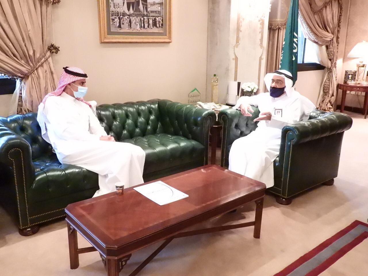 القويحص يناقش مشاريع الكهرباء بالعاصمة المقدسة 