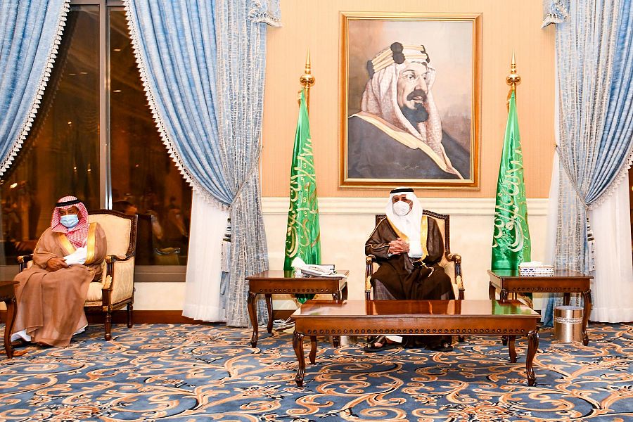 سمو أمير تبوك يستقبل المواطنين في اللقاء الأسبوعي