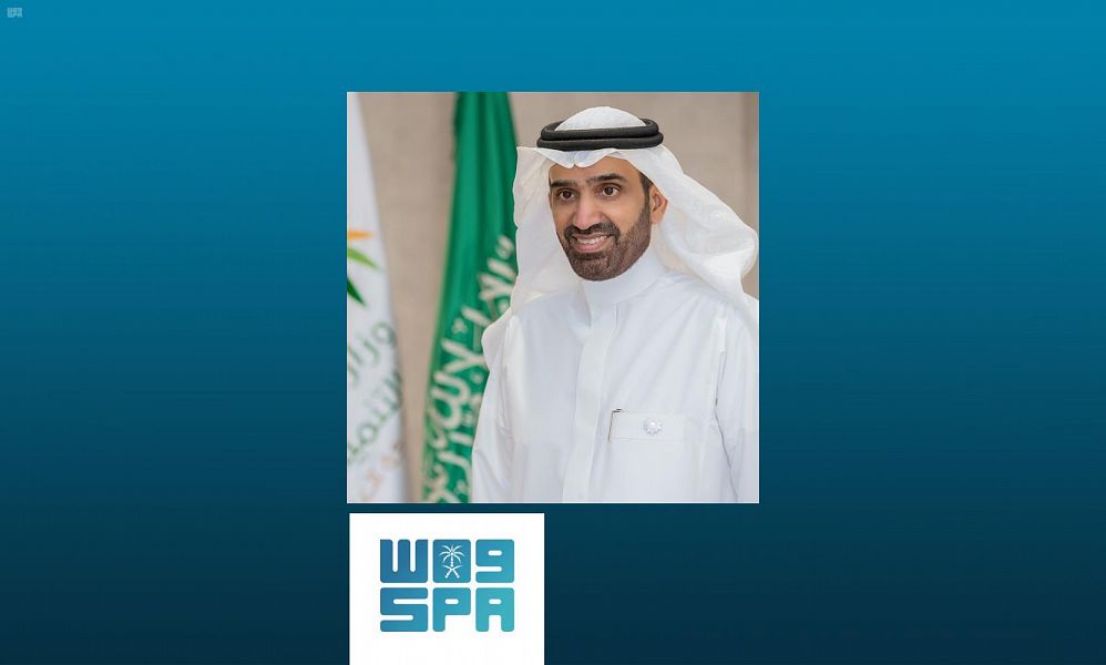 وزير الموارد البشرية يشيد بما حققه معهد الإدارة من نتائج متقدمة في مشروع القياس الدوري للارتباط الوظيفي