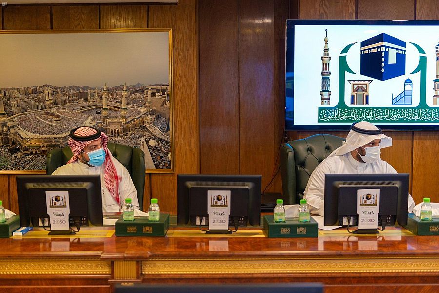 السديس يبحث الخطة التشغيلية التي يجري تطبيقها خلال المرحلة الثالثة من موسم العمرة