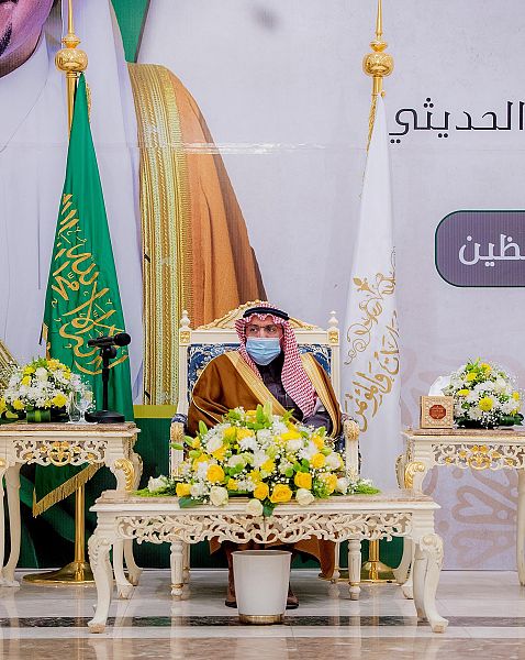 سمو أمير القصيم يشهد حفل تكريم رئيس لجنة أهالي البكيرية وعدد من المحافظين السابقين