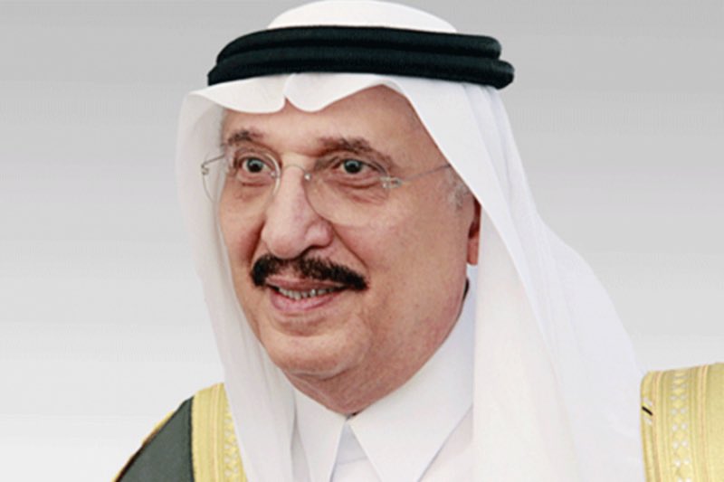 أمير جازان يوجّه باستمرار العمل وإنجاز المعاملات أثناء إجازة عيد الأضحى