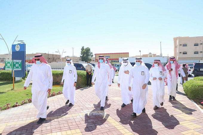 سمو أمير الجوف يتفقد المشروعات الصحية والبلدية بمحافظة القريات ويؤكد على رفع مستوى الخدمات لتلبية تطلعات أبناء المحافظة
