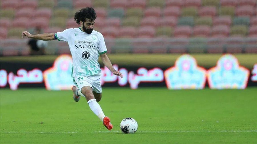 حسين عبدالغني يكسر الرقم القياسي كأكبر لاعب في تاريخ دوري أبطال آسيا