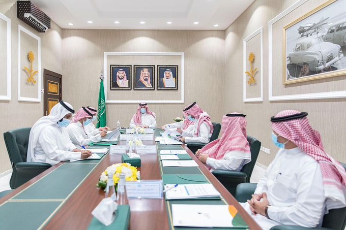 سمو الأمير فيصل بن خالد يرأس الاجتماع الثاني للجنة متابعة تنفيذ المشروعات بالحدود الشمالية