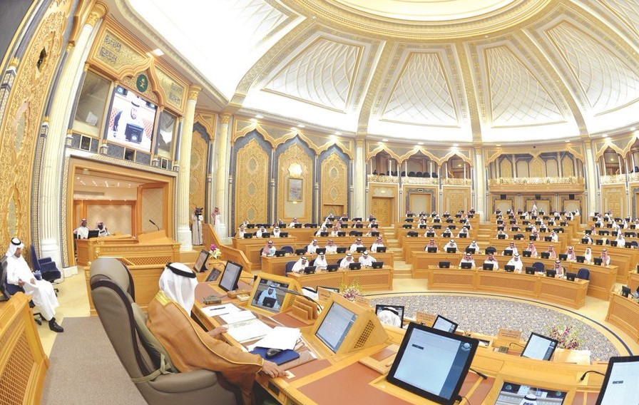 التشهير بالمتحرشين ورسم تقديم منتجات التبغ وتعديل نظام التقاعد.. على طاولة الشورى