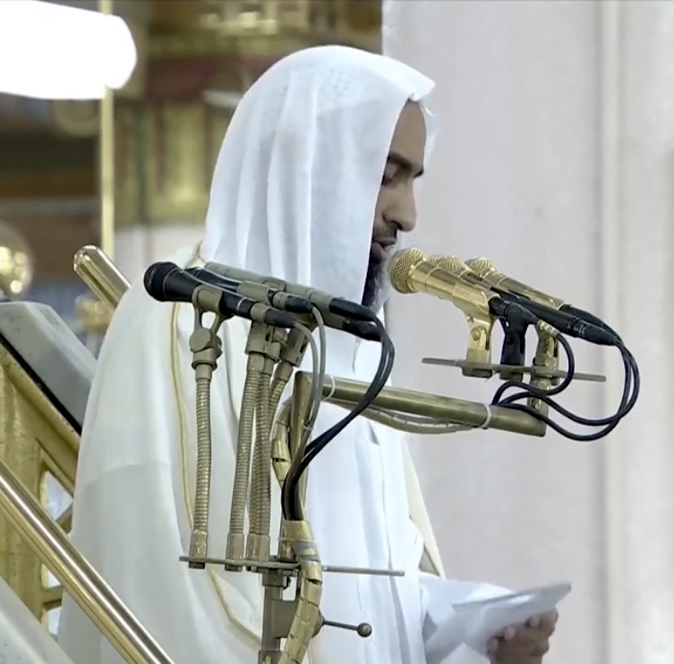 إمام المسجد النبوي: من أوامر الله السمع والطاعة ولزوم الجماعة