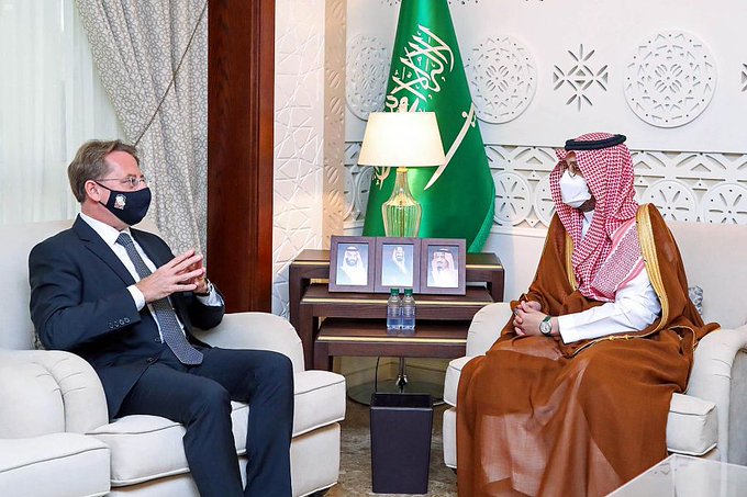 سمو نائب أمير الشرقية يستقبل سفير جمهورية فرنسا لدى المملكة
