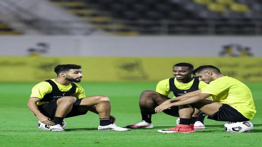الاتحاد يحفز لاعبيه بمكافأة في حال الفوز على الأهلي