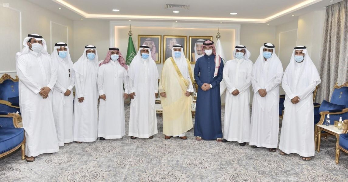  سمو الأمير جلوي بن عبدالعزيز يلتقي رئيس وأعضاء مجلس إدارة نادي نجران