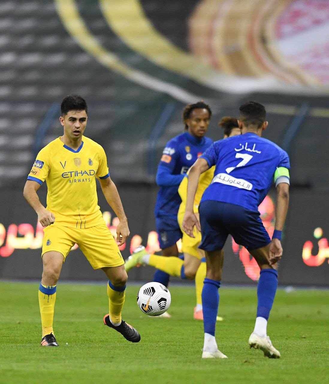 الهلال بطل كأس خادم الحرمين الشريفين بعد تحقيقه الفوز في المباراة النهائية على النصر بنتيجة 2-1