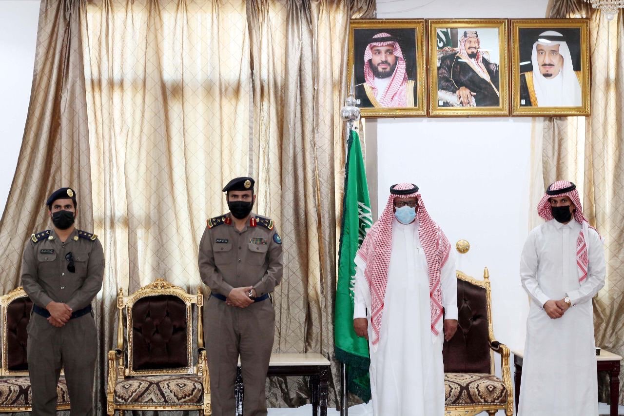 اللجنة الفرعية للدفاع المدني بمحافظة يدمة تعقد اجتماعها