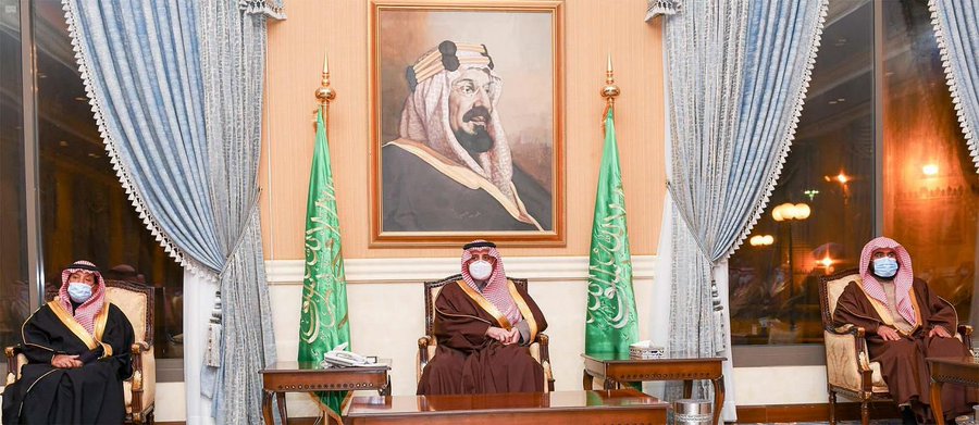 سمو أمير تبوك يستقبل المواطنين في اللقاء الأسبوعي