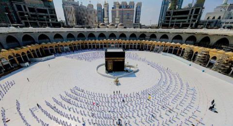 وزارة «الحج» : 10 آلاف معتمر من الخارج يومياً