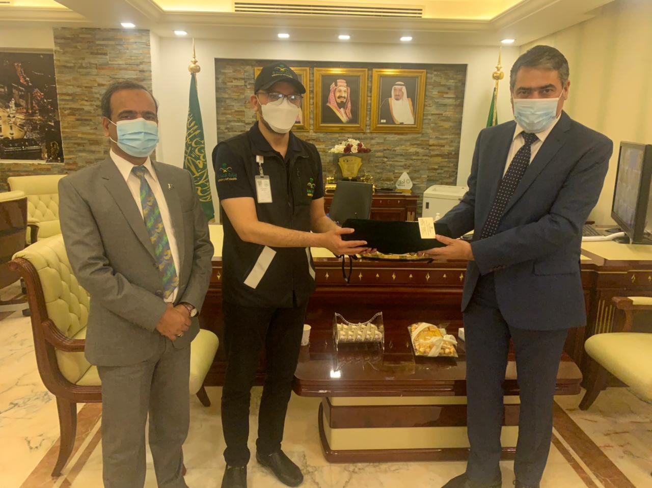 صحة مكة وقنصل باكستان يناقشان شؤون العمرة والحج لهذا العام ١٤٤٢هـ 