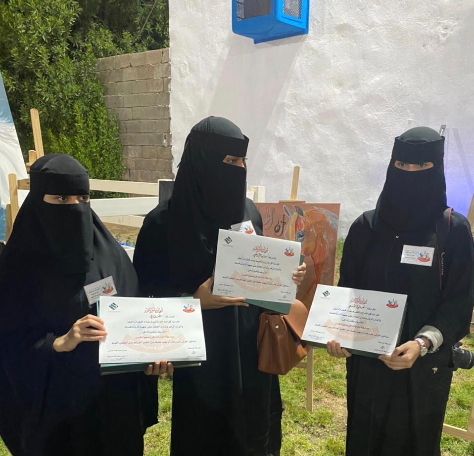 الفلقي يختتم مسابقة إضاءات فن وصهوة فرس