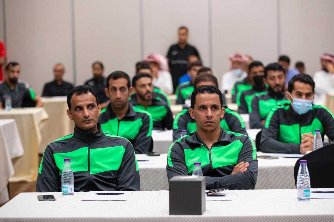 لجنة الحكام تعقد الاجتماع الدوري الرابع لحكام دوري كأس الأمير محمد بن سلمان