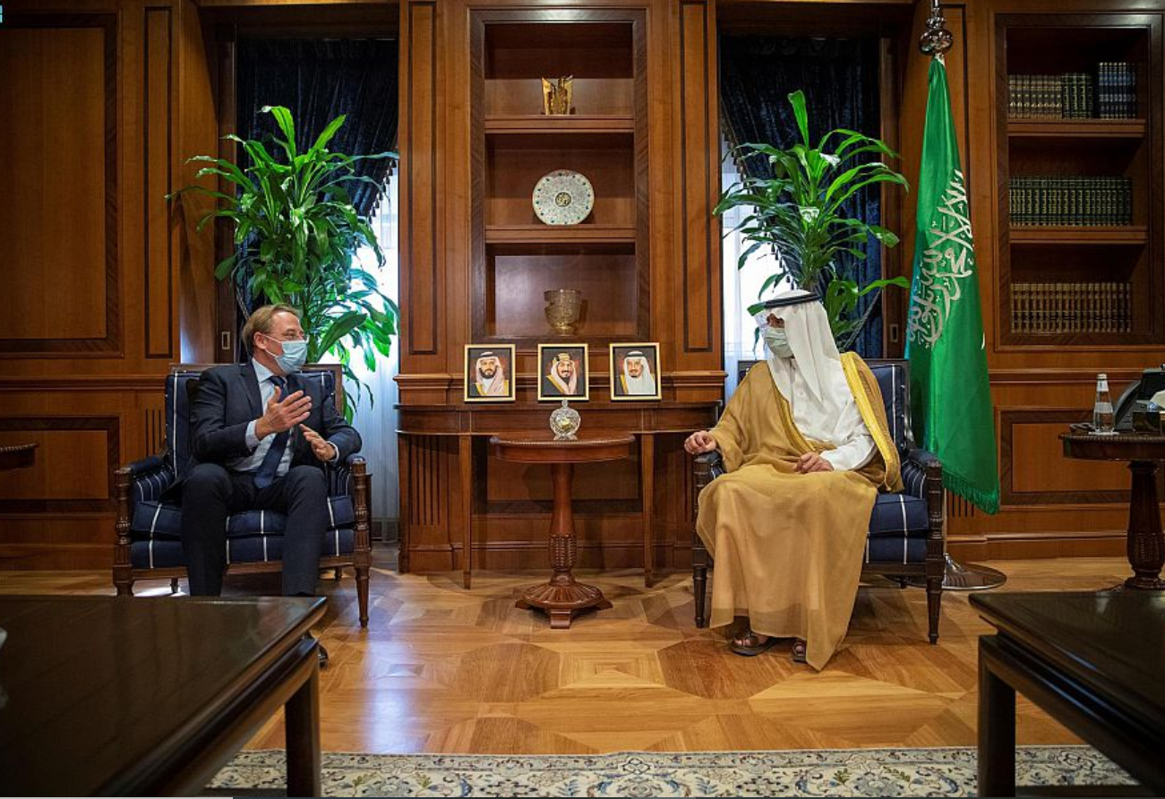 وزير الدولة للشؤون الخارجية يستقبل سفير فرنسا لدى المملكة