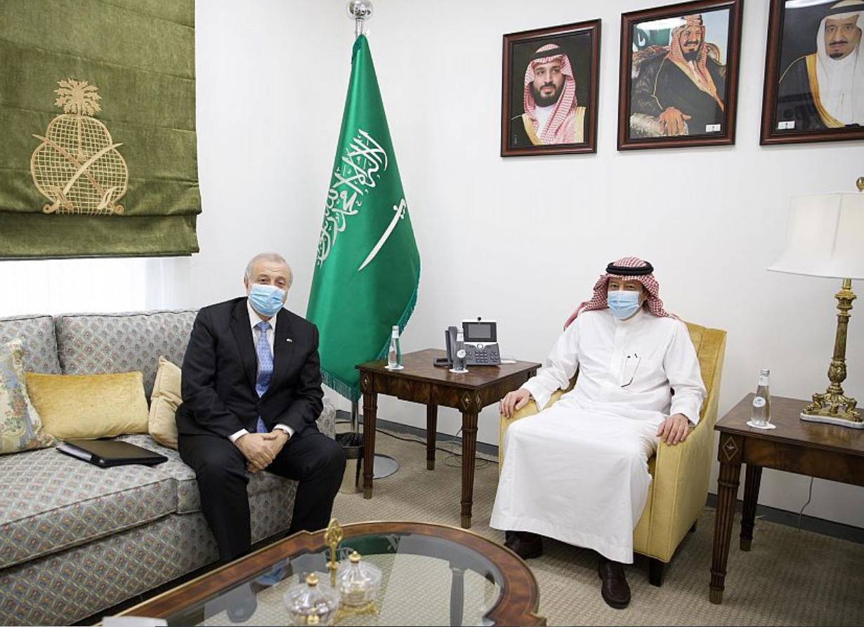 نائب وزير الخارجية يستقبل سفير جمهورية الأوروغواي